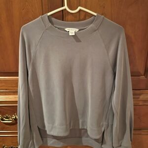 Athleta Gray Long Sleeve Crew Neck Relaxed Sweatshirt